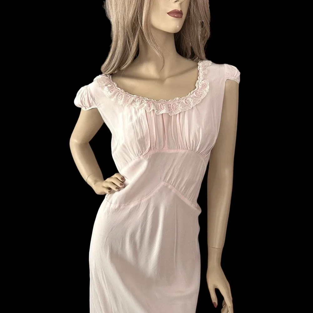 40s Pink Rayon Maxi Nightgown L Angelic Goddess Old Hollywood Coquette Glow Gaze